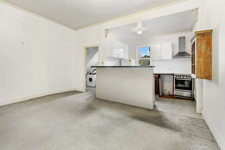 141 Grant Road Thorndon_2