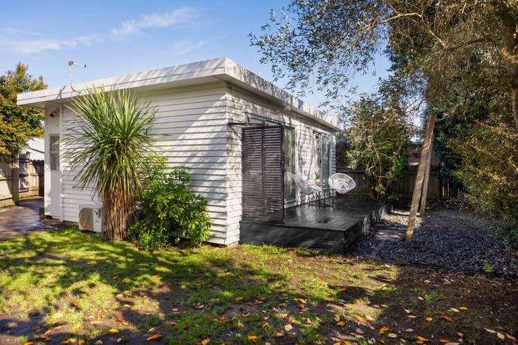 23a Hazel Avenue Mount Roskill_16
