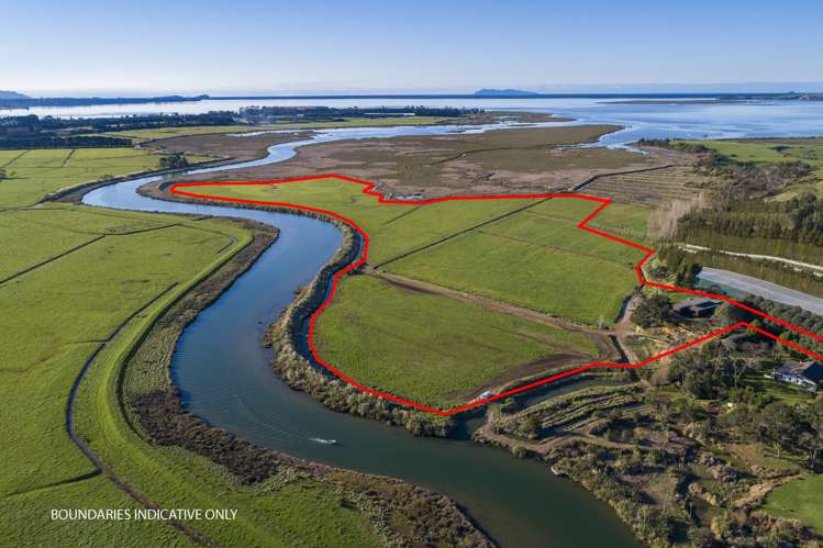 24 Banks Drive Aongatete_13