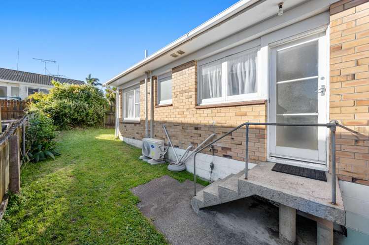 2/40a Hamlin Road Mount Wellington_6