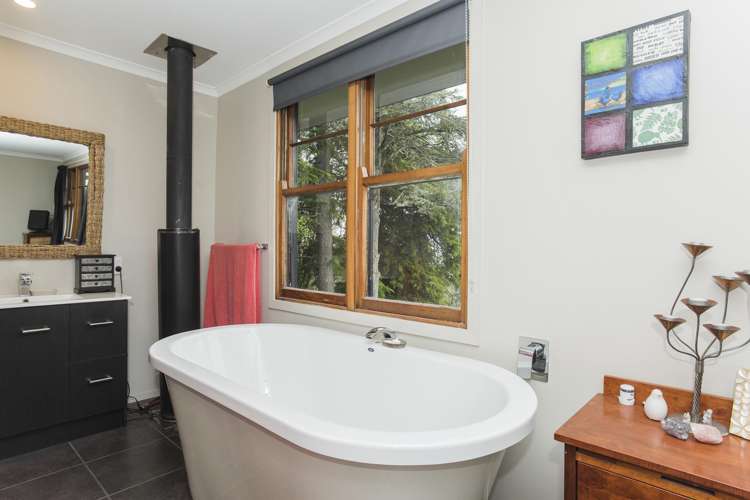 16 Massey Road Mangapapa_12