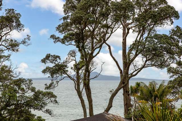 2/8 Gray Crescent Torbay_4