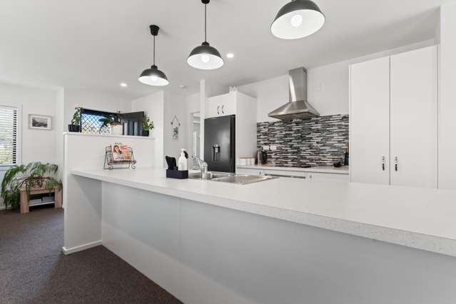 83 Ashmore Park Road Carterton_3