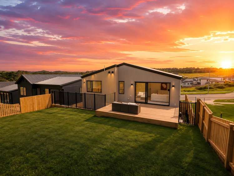 242, 244 West Hoe Heights Orewa_17