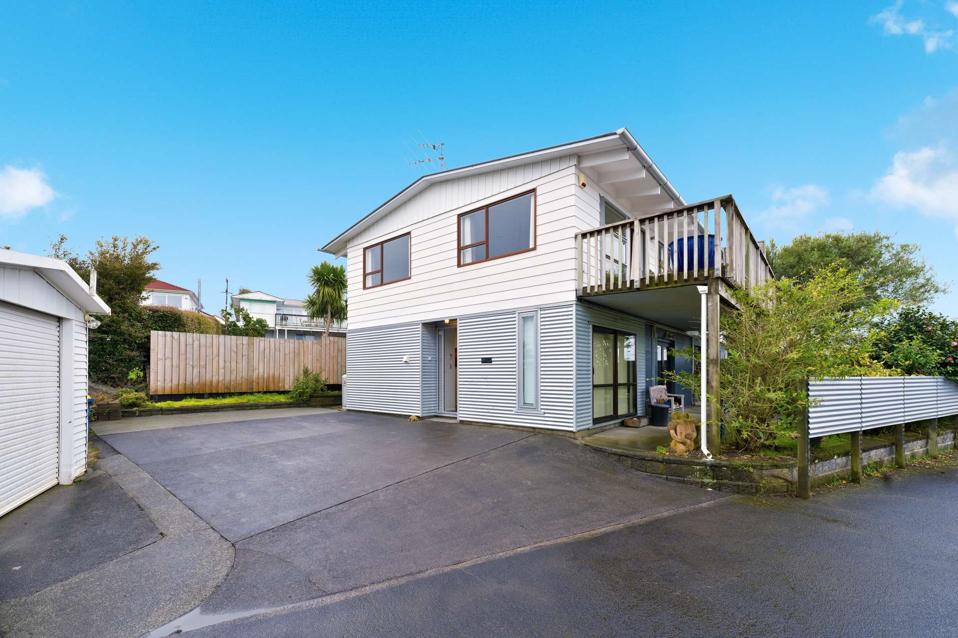 1a Cron Avenue Te Atatu South_0