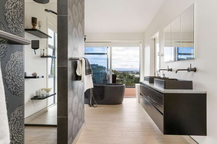 11 St Remy Lane Redcliffs_13