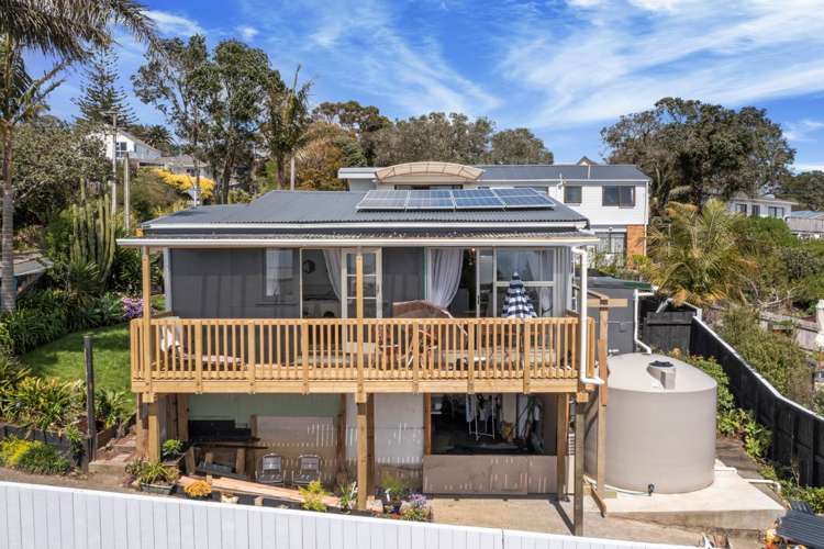 6 Doyly Drive Stanmore Bay_12