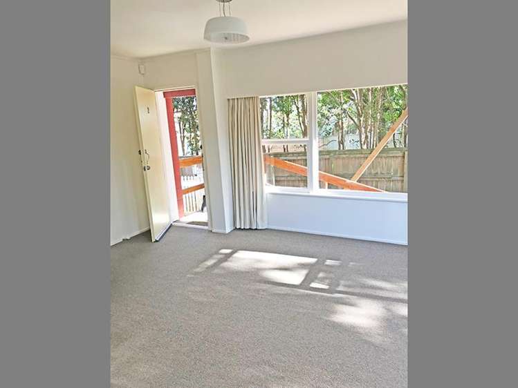 2/14 Ewen Alison Avenue Devonport_1