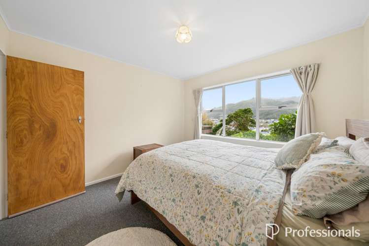 7A Lincoln Grove Wainuiomata_11