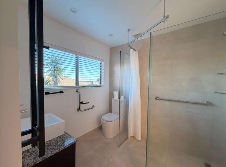 28a Ballymore Drive Albany_7