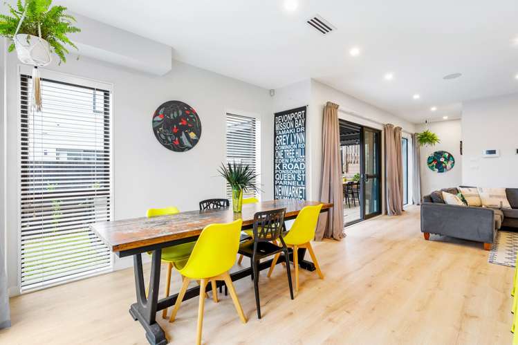 1 Crompton Place Orewa_5