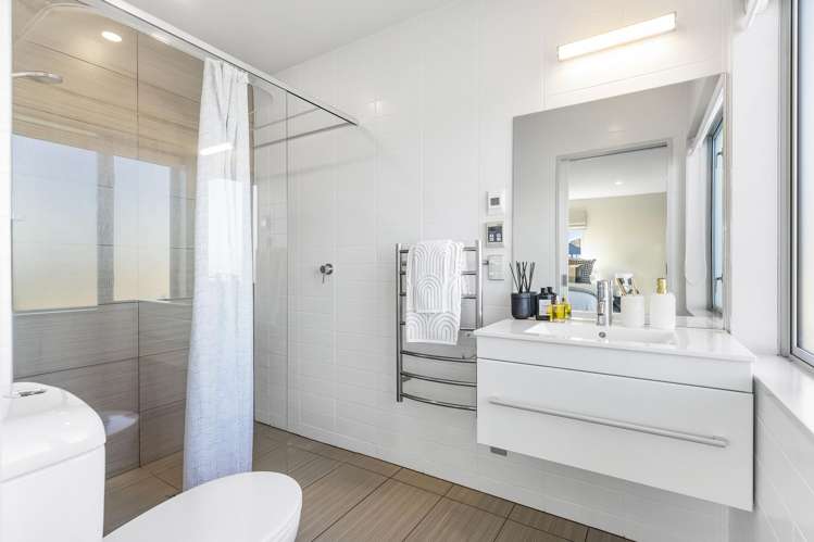 12 Lakshmi Place Khandallah_13