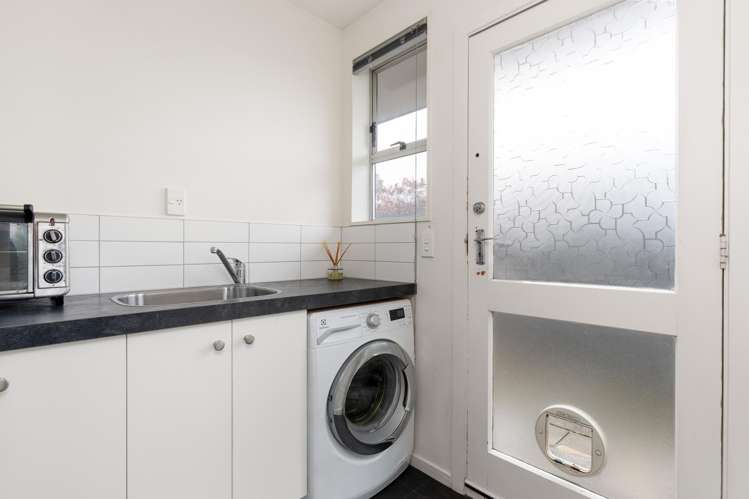 2/18 School Road Halswell_11