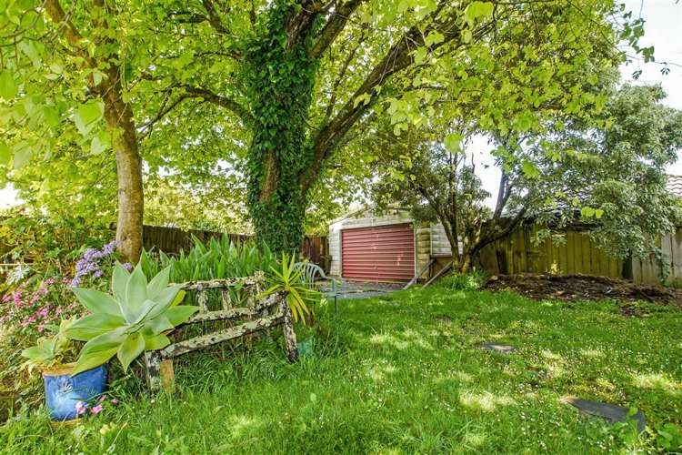 24 Lawrie Avenue Pukekohe_10