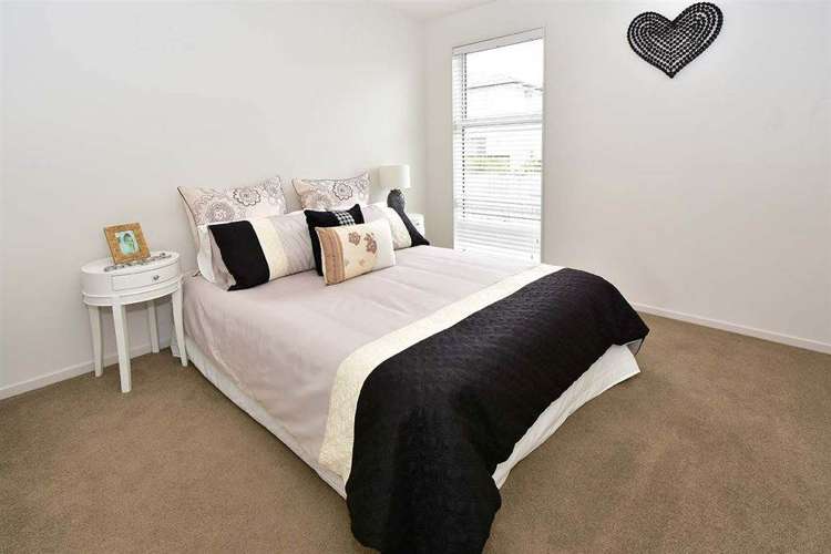 261 Millwater Parkway Millwater_25