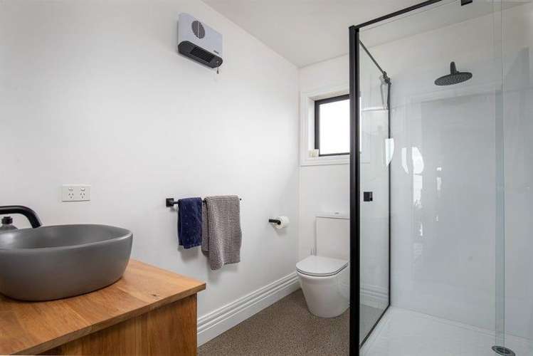 403 McArthur Road Alexandra_6