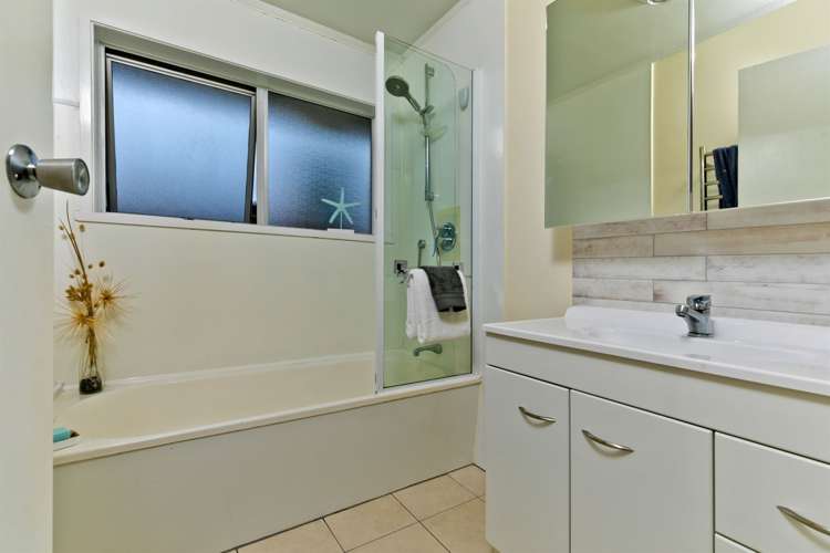 1/24 Woodglen Road Glen Eden_18