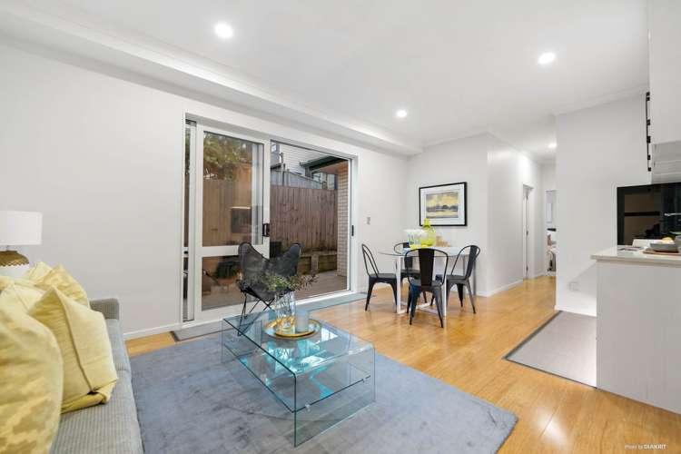 8 Gortnest Place Flat Bush_7