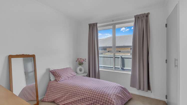 1/22a Neill Street Hornby_5