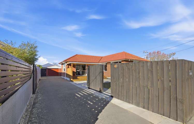 158 Gayhurst Road Dallington_10