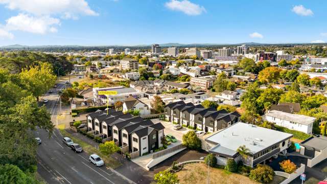 5/14 Ruakiwi Road Hamilton Lake_1