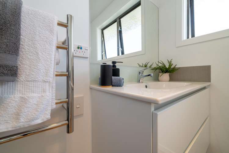 9 Burns Street Leamington_12