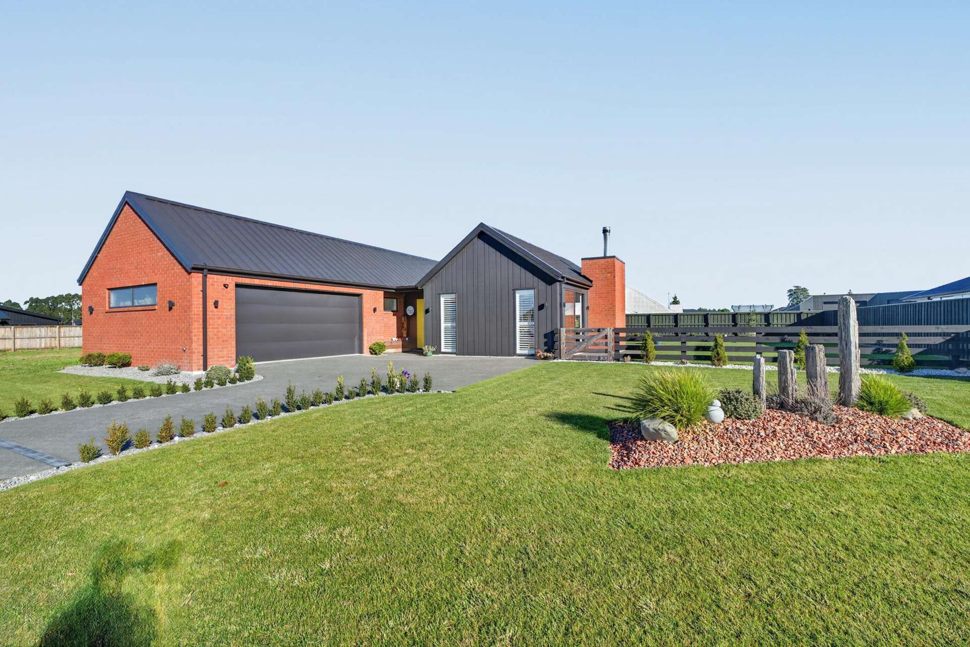 43 Graeme Foote Street Darfield_0
