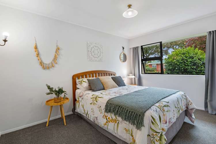 224 Ranolf Street Glenholme_21