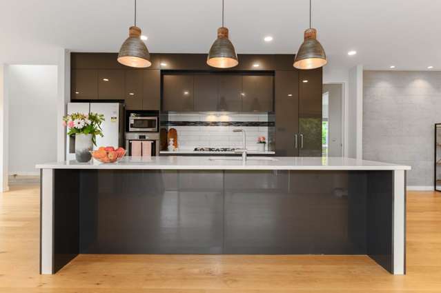 61 Colonial Drive Silverdale_4