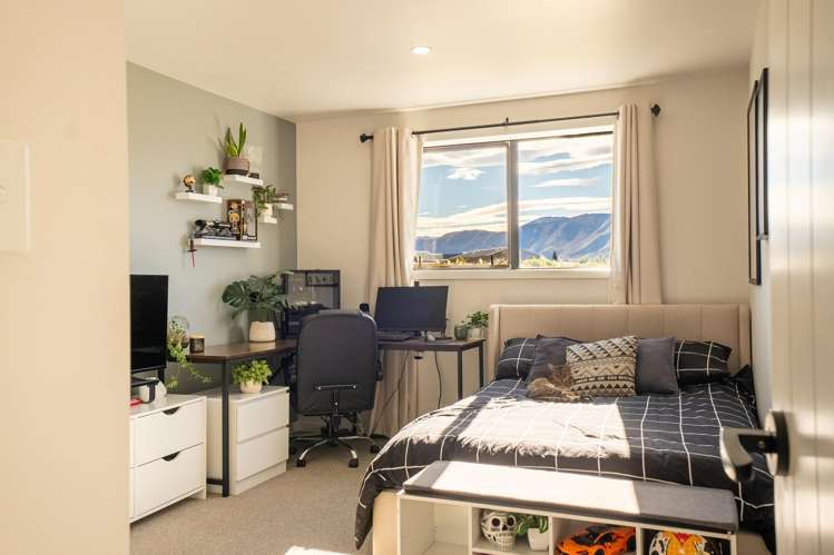 1 Tussock Crescent Twizel_24