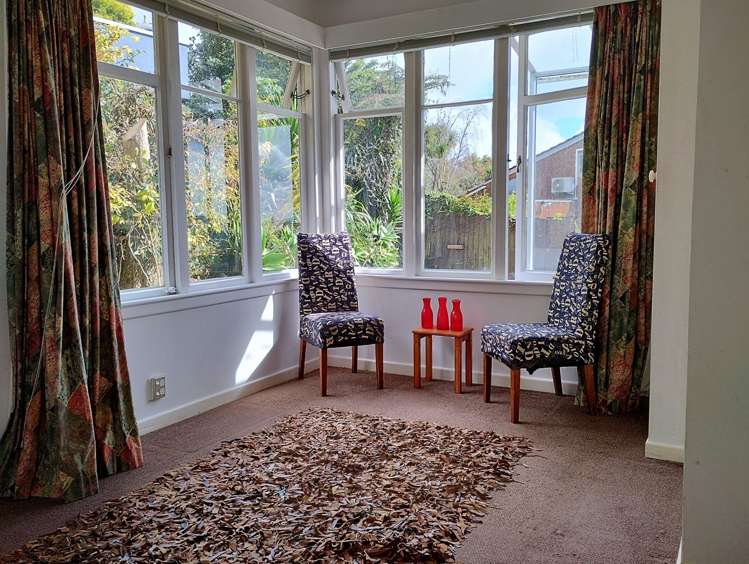 2 Fairmount Road Titirangi_12