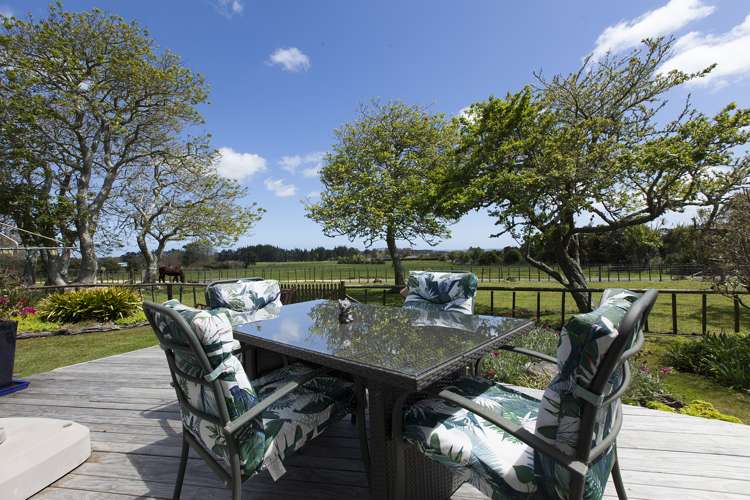 15 Pairatahi Road Kaingaroa_9