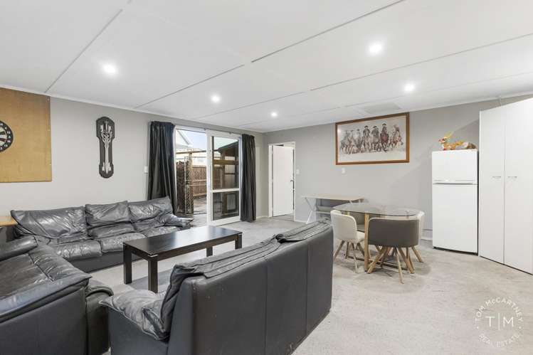 34 Antrim Crescent Otara_15