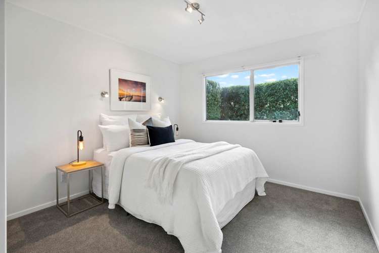 2/56 Waipani Road Te Atatu Peninsula_11