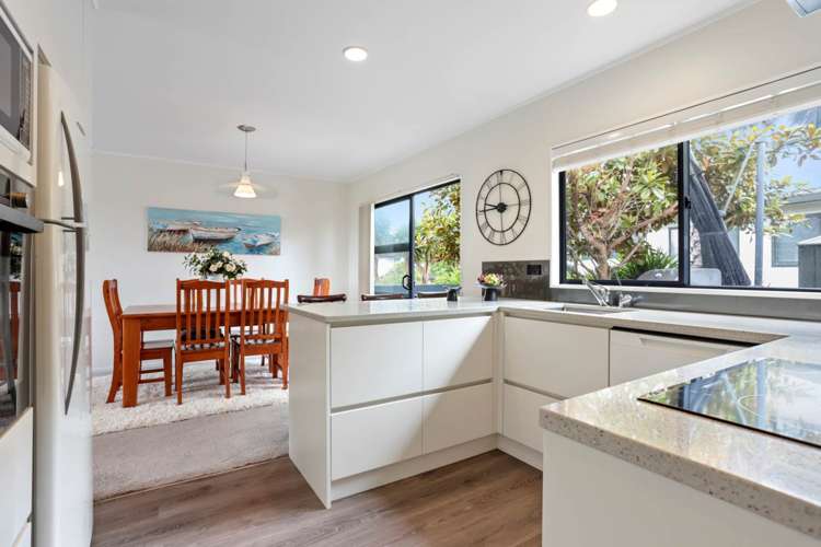 9 Ponderosa Drive Oteha_4