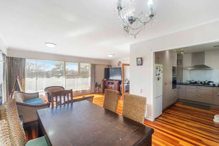 10 Gregory Place Mount Roskill_13