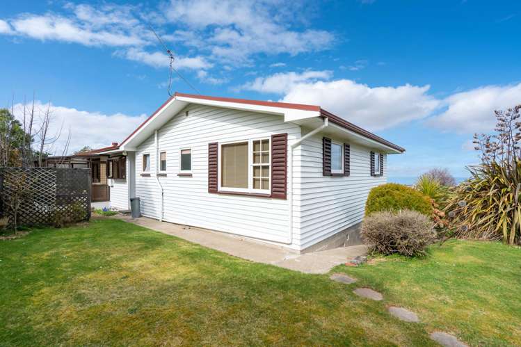 69 Mckerrow Street Shiel Hill_17