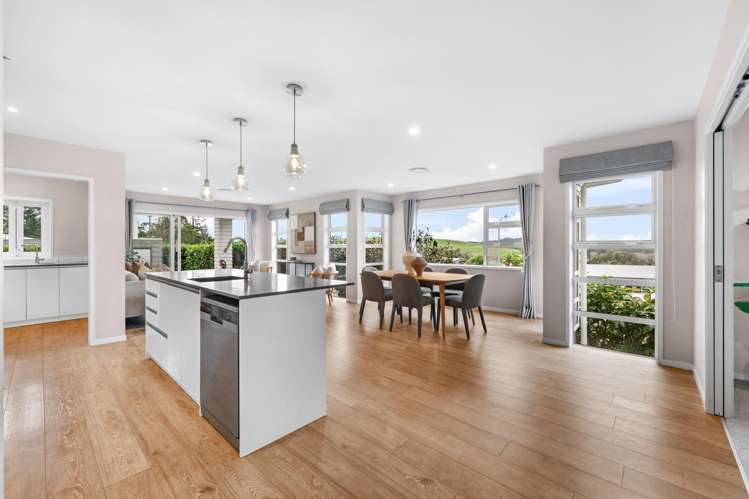 106 Solan Drive Waimauku_13