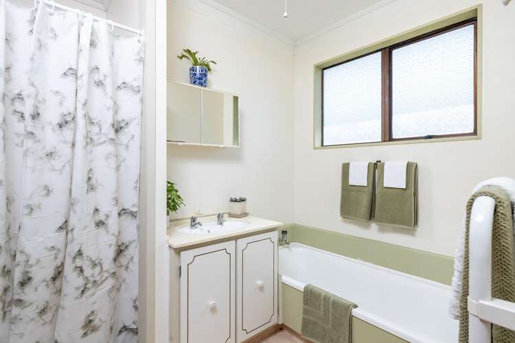 3 Lowes Place Solway_14