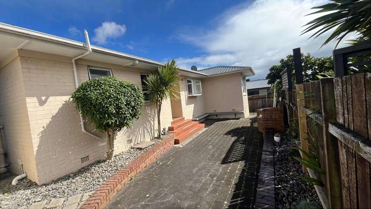 1/104 Sandspit Road 10697_18
