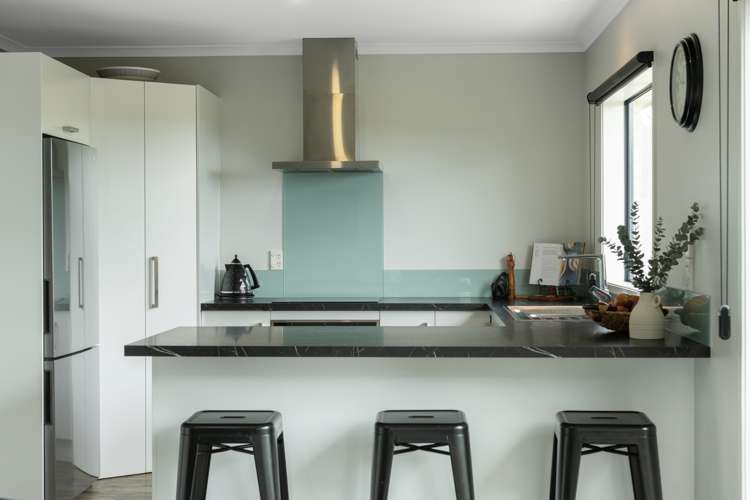 10 Avon Rise Welcome Bay_3