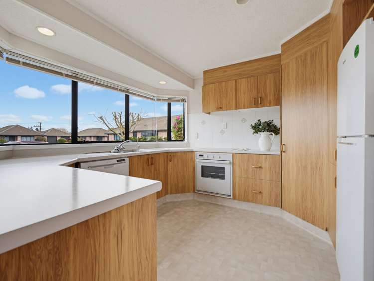 15/2 Seales Road_4