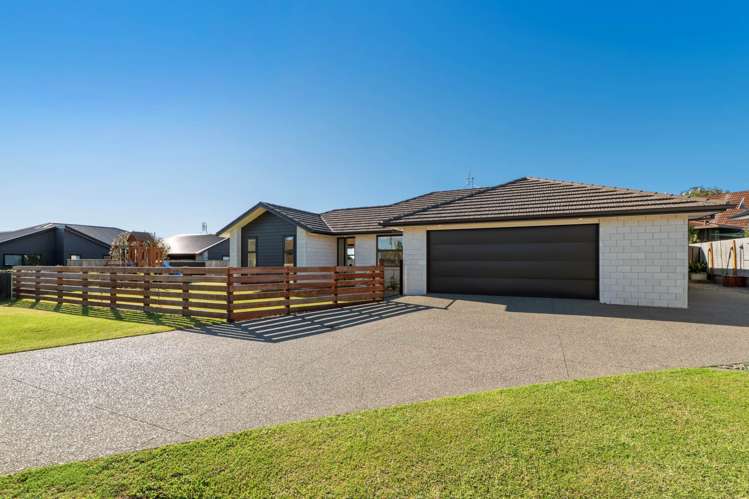 25 Charlotte Drive_0