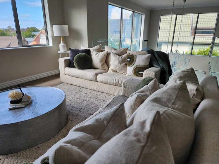 89b William Bayes Place Red Beach_21