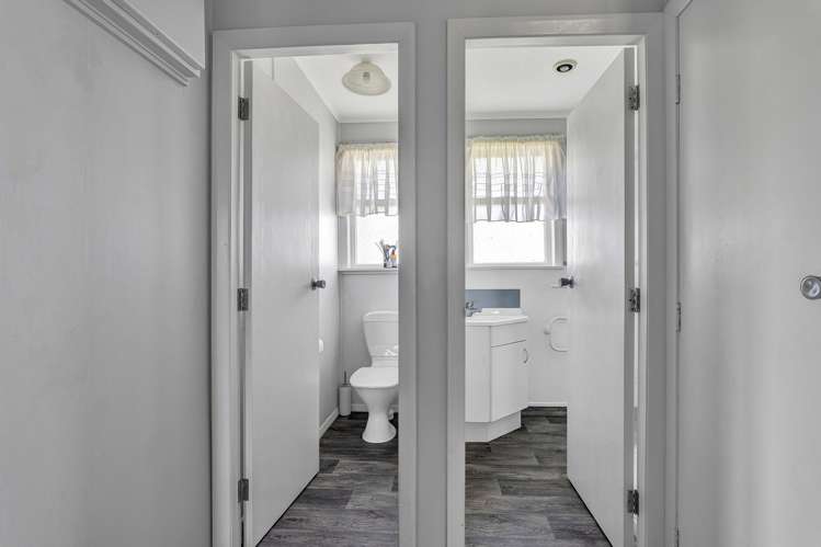 115 Denby Road Hawera_12