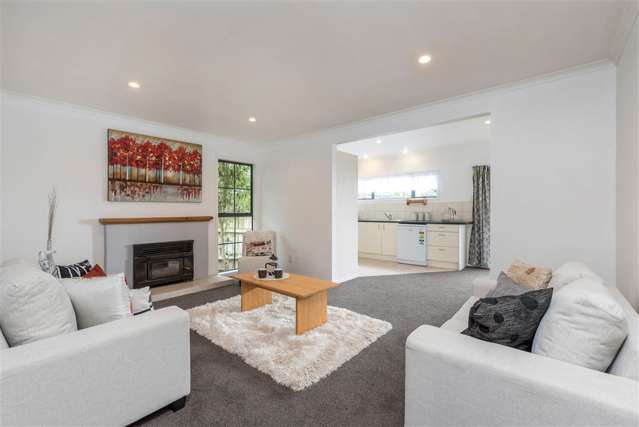 14 Holiday Road Stanmore Bay_1