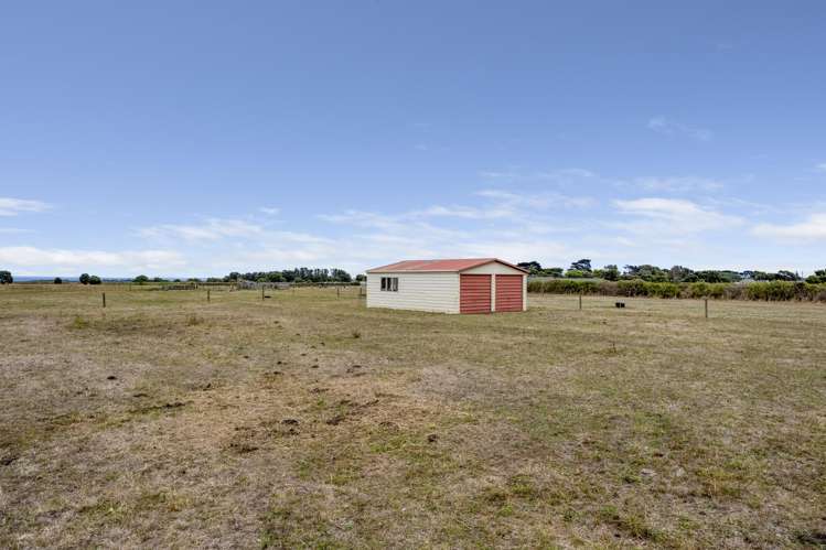 1277 South Road Manaia_22