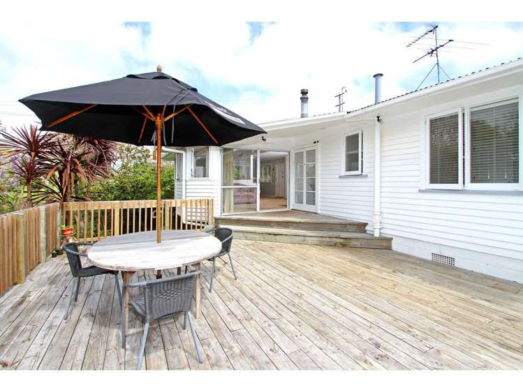 18 Evan Street Belmont_13