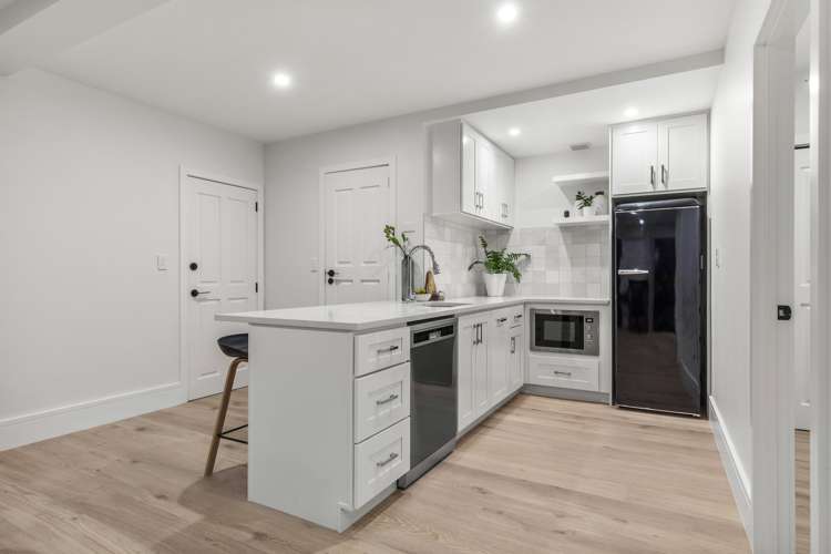 16 Island View Terrace Cockle Bay_29