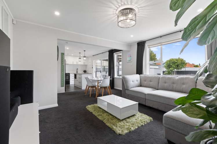 87 Ferguson Street West End_11